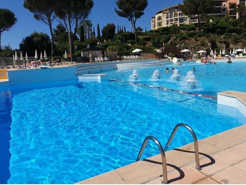 Village Cap Esterel, Piscine, Plage Saint-Raphael  Luaran gambar