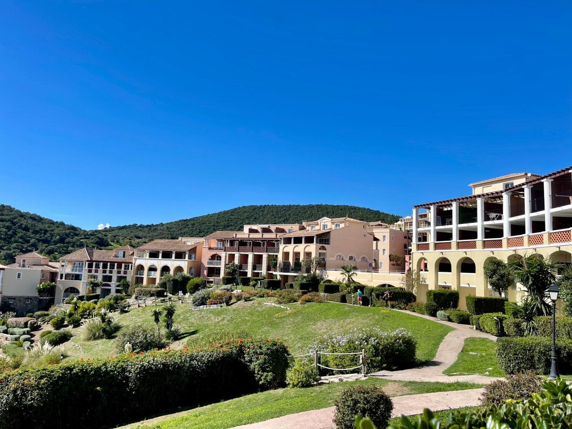 Village Cap Esterel, Piscine, Plage Saint-Raphael  Luaran gambar