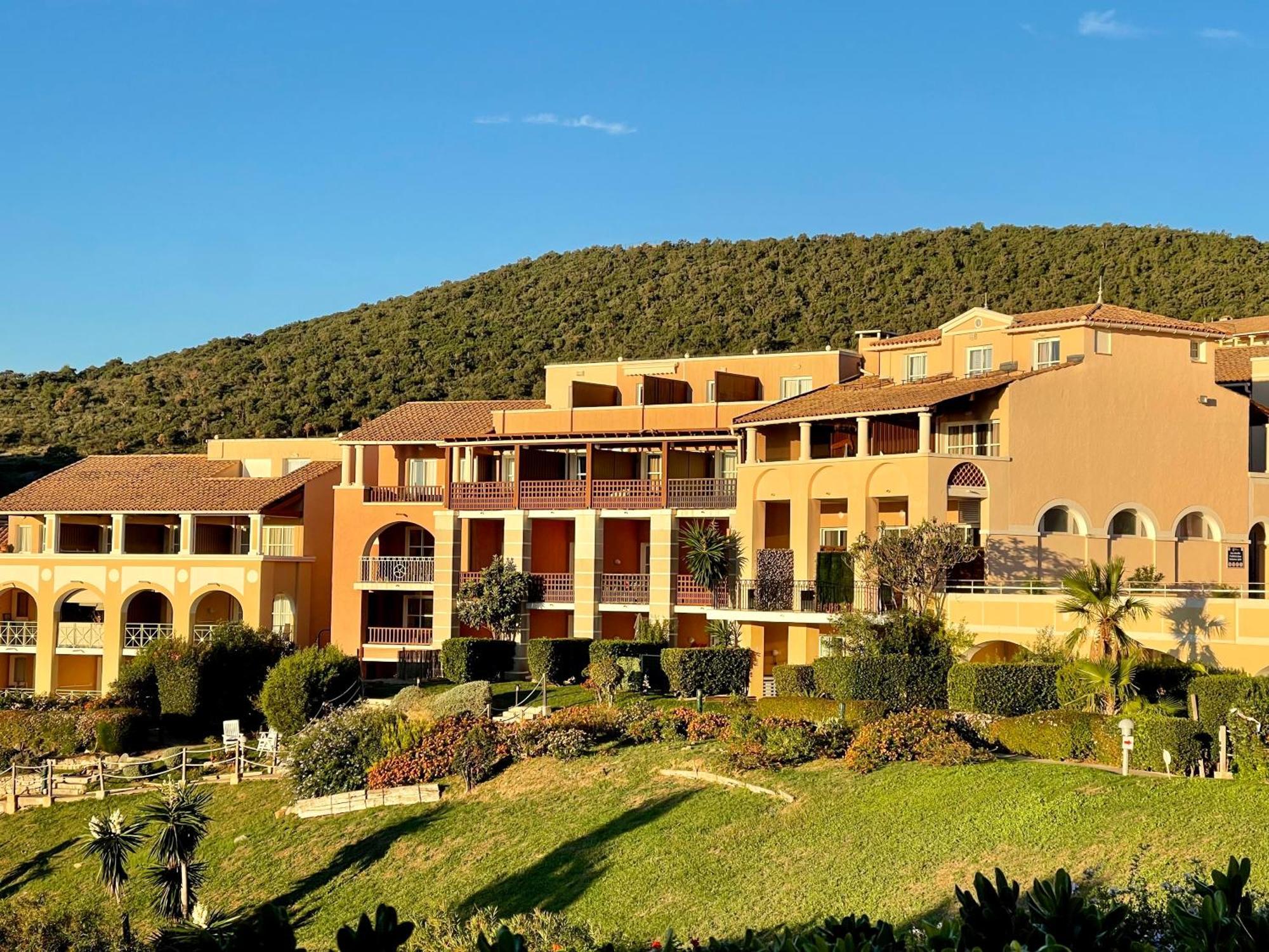 Village Cap Esterel, Piscine, Plage Saint-Raphael  Luaran gambar
